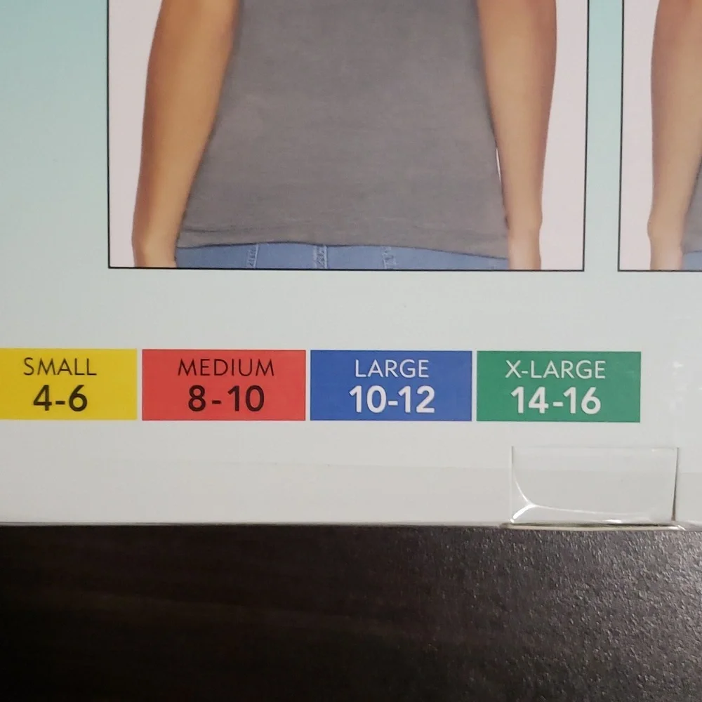 4 Pack Felina, Ladies Reversible Tank, Converts to V-Neck or Scoop Neck. - Picture 5 of 7
